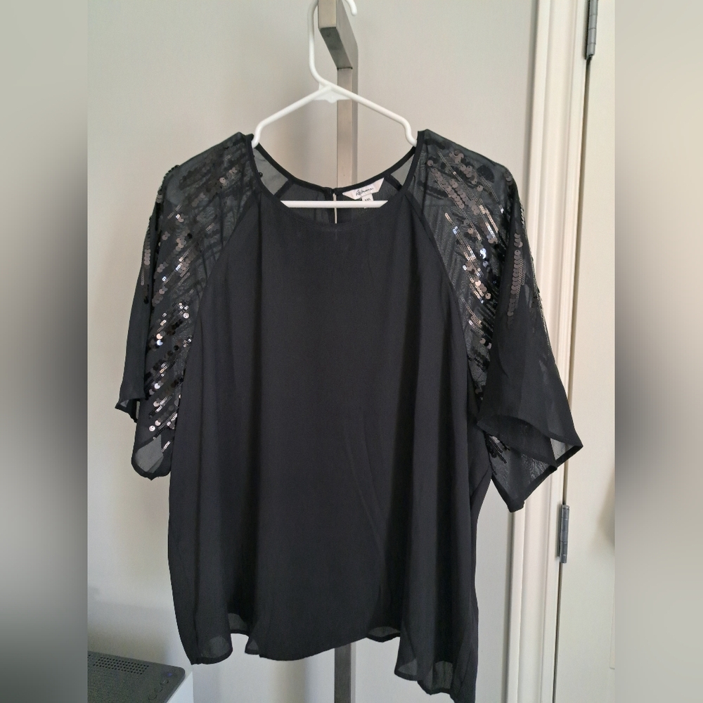 REITMANS Sequin embellished SLEEVES flowy Holiday party top black shirt XXL